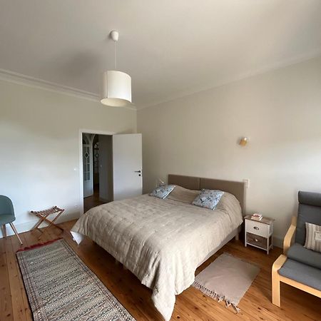 Le Lotus Blanc Bed & Breakfast แซงต์-ฟัว-ลา-กรองด์ ภายนอก รูปภาพ