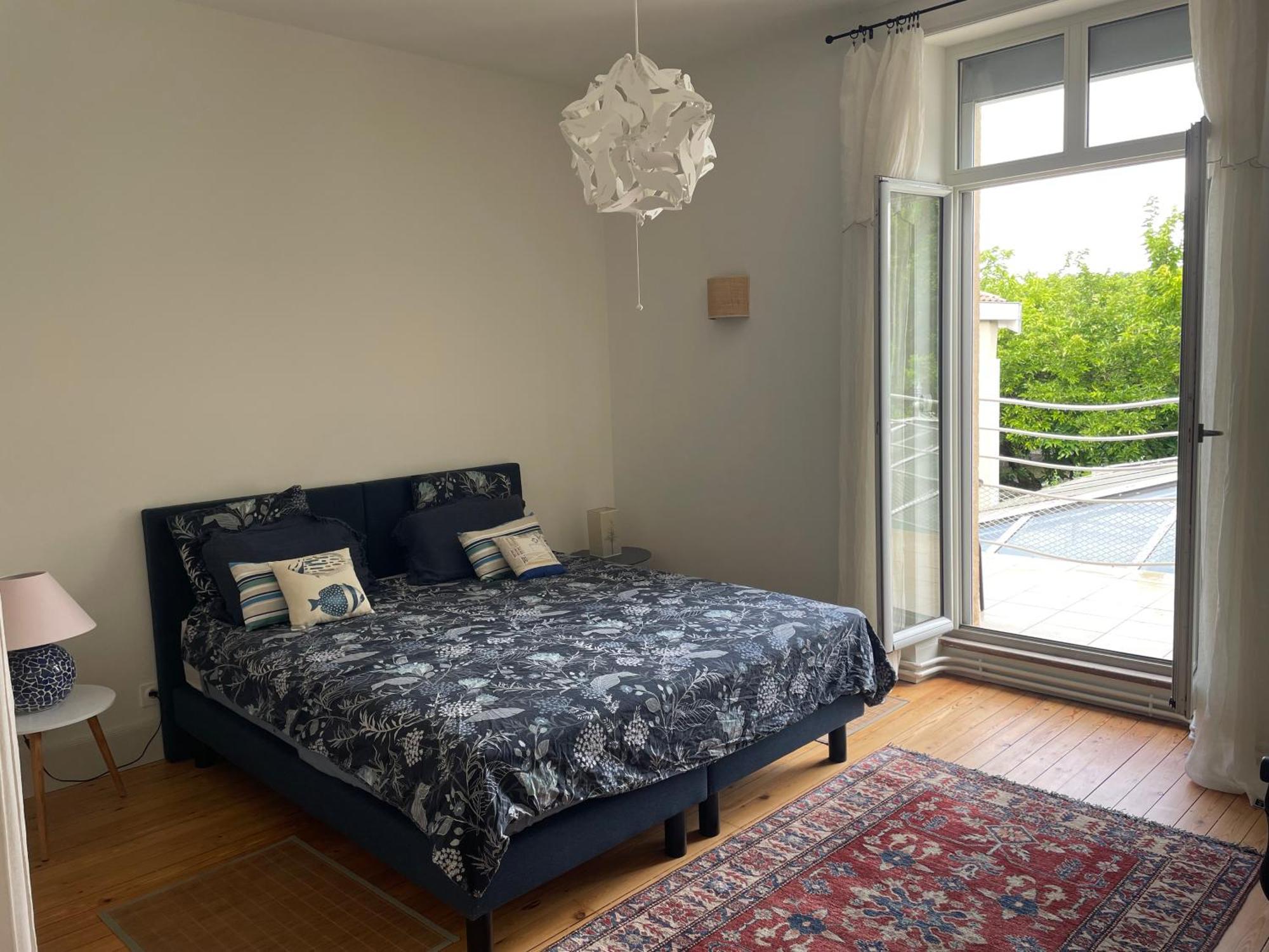 Le Lotus Blanc Bed & Breakfast แซงต์-ฟัว-ลา-กรองด์ ภายนอก รูปภาพ